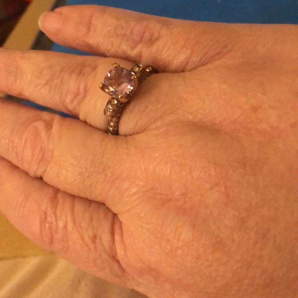 Beautiful morganite pink stone with bow designs in crusted zircons 925STS14RG